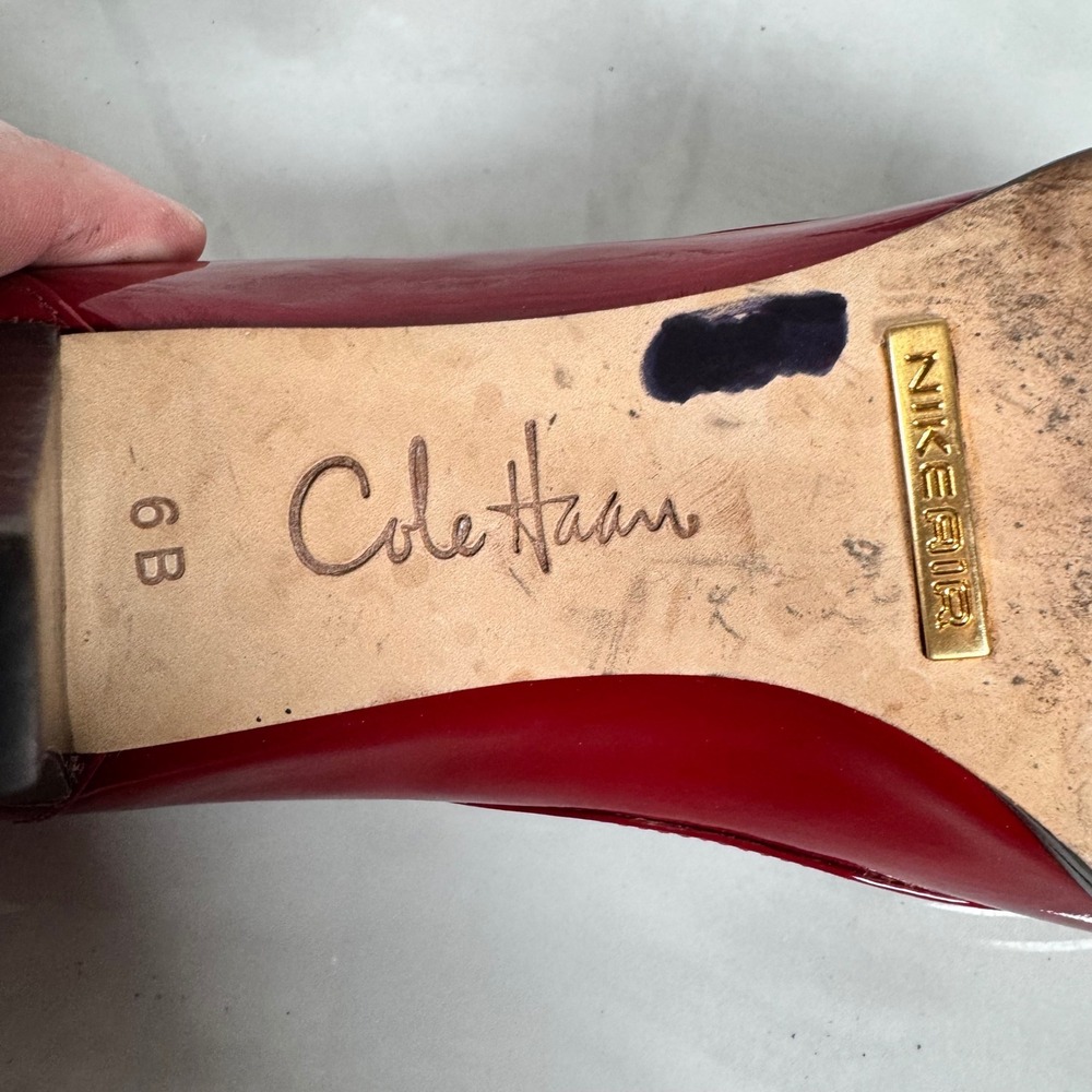 Cole Haan Nike Air Red Patent Leather Peep Toe Pumps Heels Size 6B - Picture 9 of 12